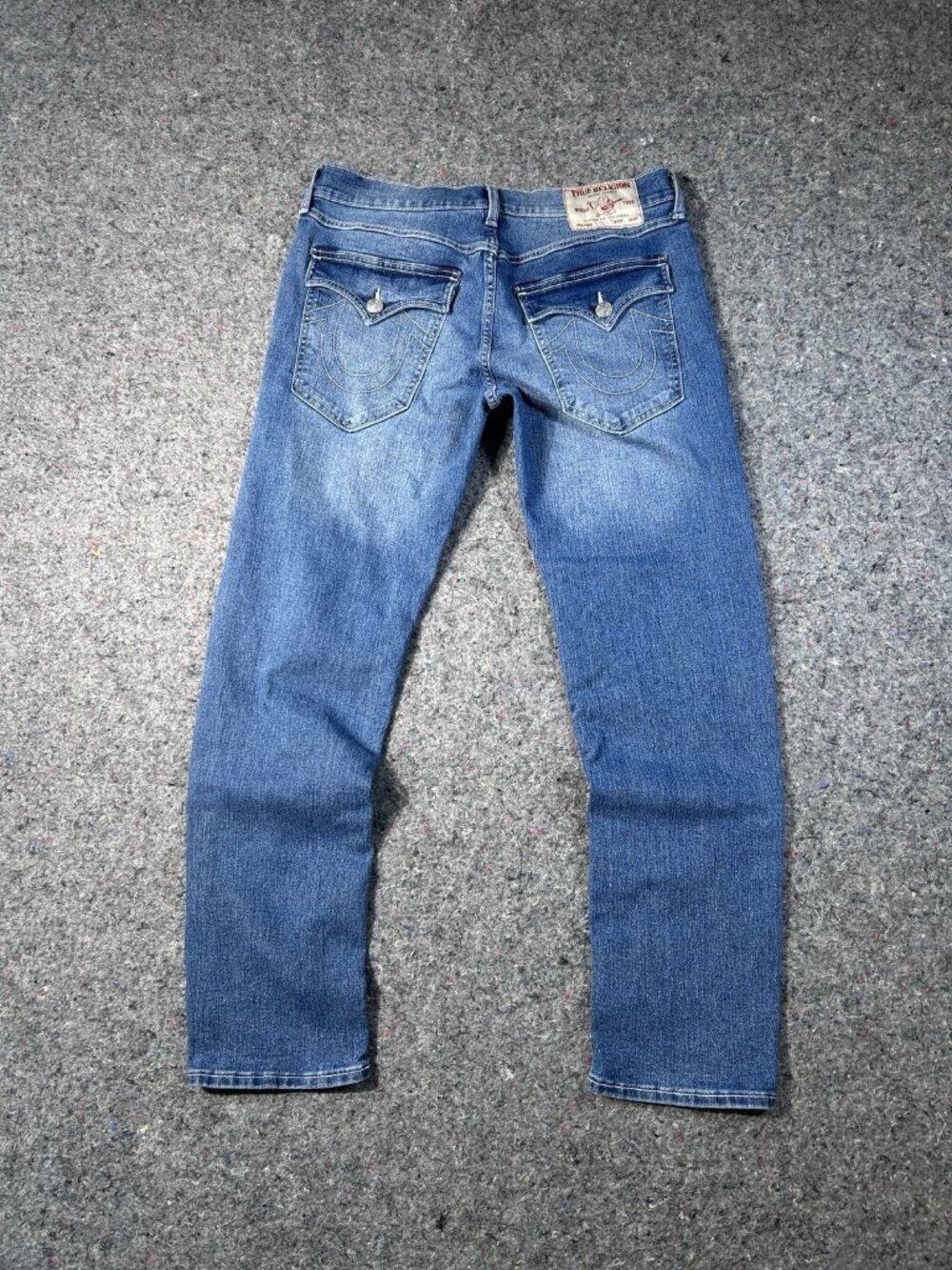 True Religion Geno Relaxed Slim Jeans Men’s Size 32 Medium Wash Denim Straight